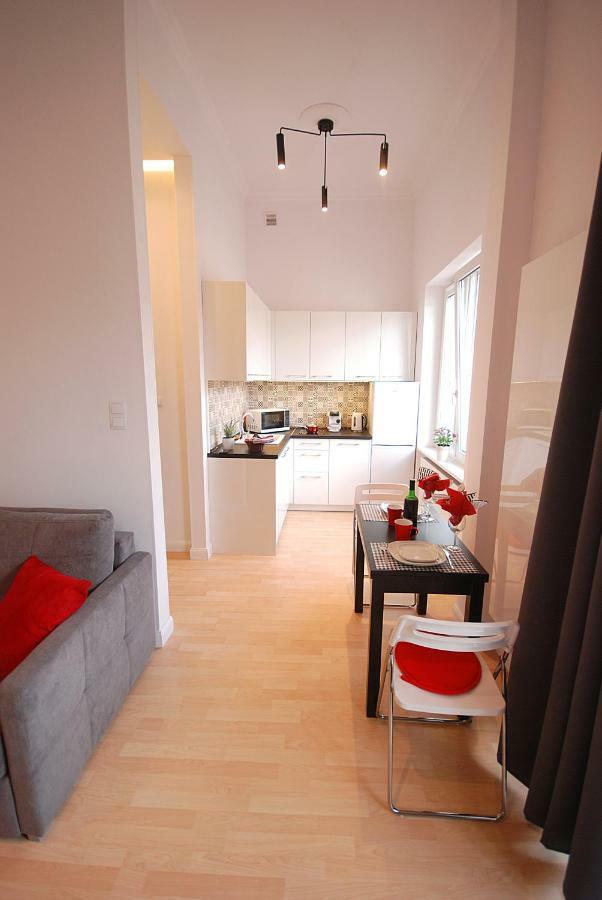 Nowy Apartament Wilcza Варшава Екстериор снимка