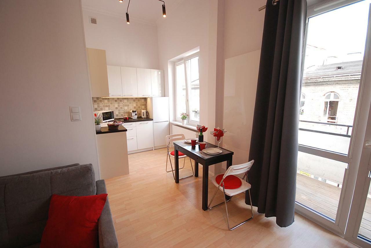 Nowy Apartament Wilcza Варшава Екстериор снимка